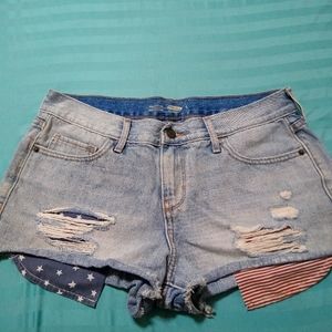 Trendy jean shorts